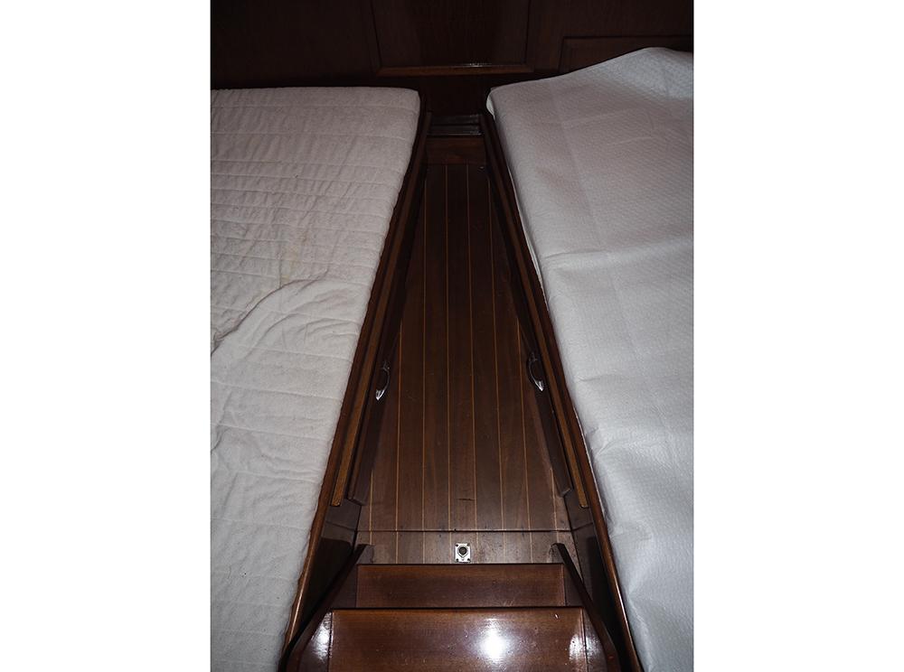 Aft cabin, Accommodation